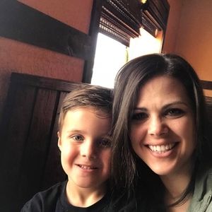 Meet your Posher, Stacy